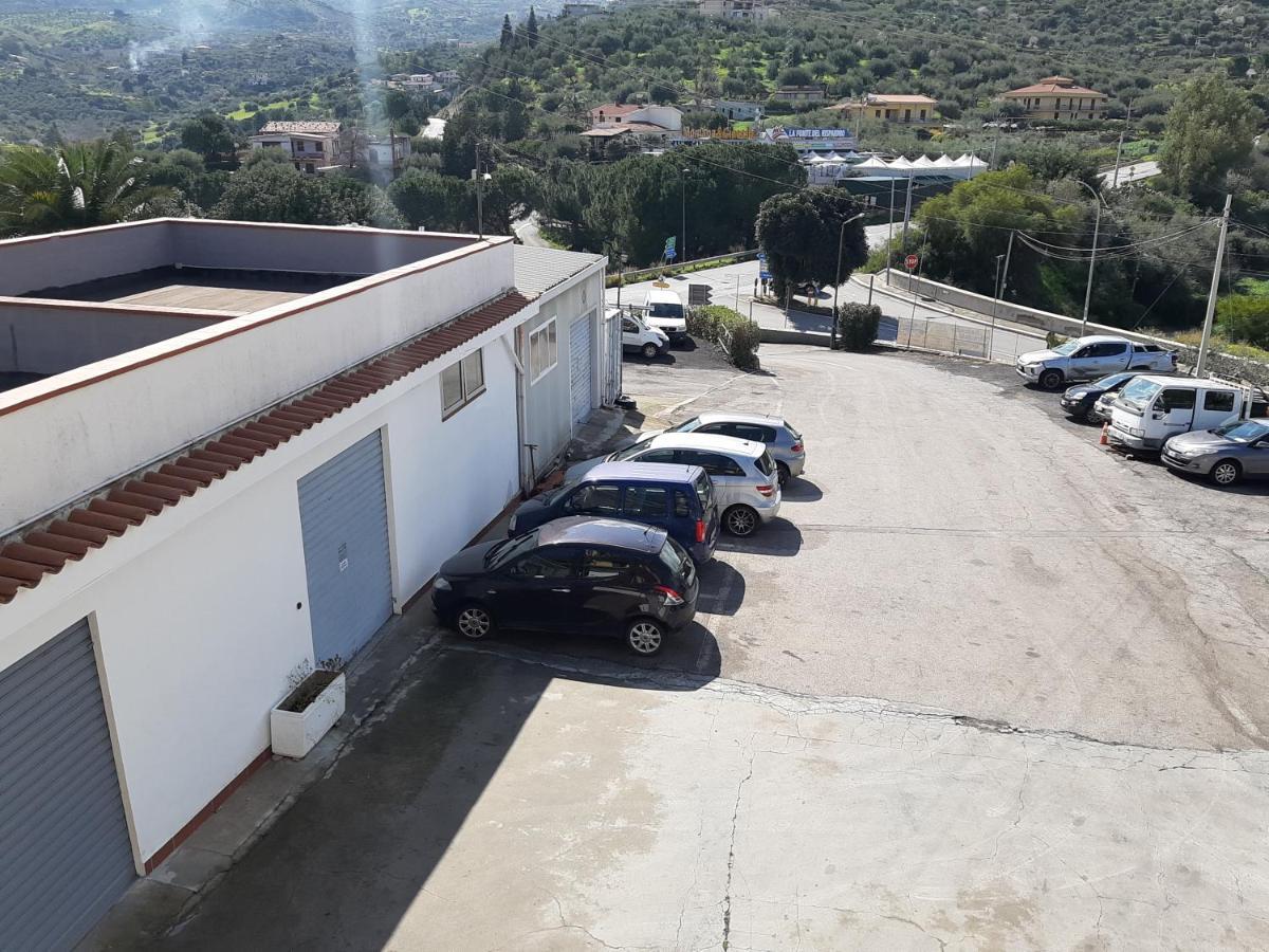 Il Moro Di Sicilia Apartment Термини Имерезе Екстериор снимка